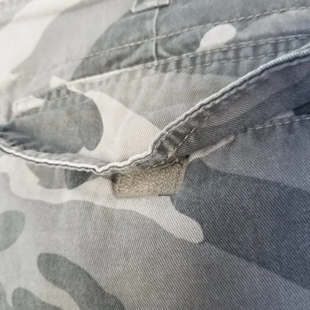 LEE Dungarees Camo Cargo Shorts Camouflage 42